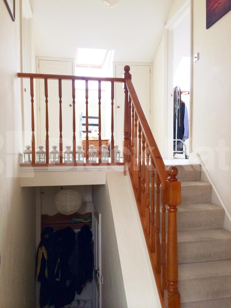 			UNDER OFFER, 2 Bedroom, 1 bath, 1 reception Apartment			 Abbeville Road, Abbeville Village